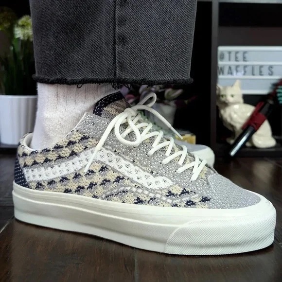 Vans • Premium LX Old Skool 36 Ek Sneakers • Size 8 • Engineered Knit - Picture 3 of 12